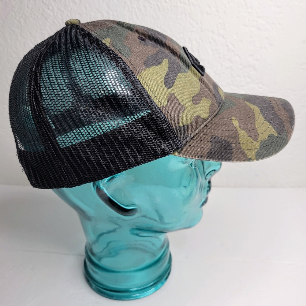 Quiksilver Men's Grounder Camo Trucker Hat, Black Mesh Back, Adjustable Snap - Picture 8 of 10